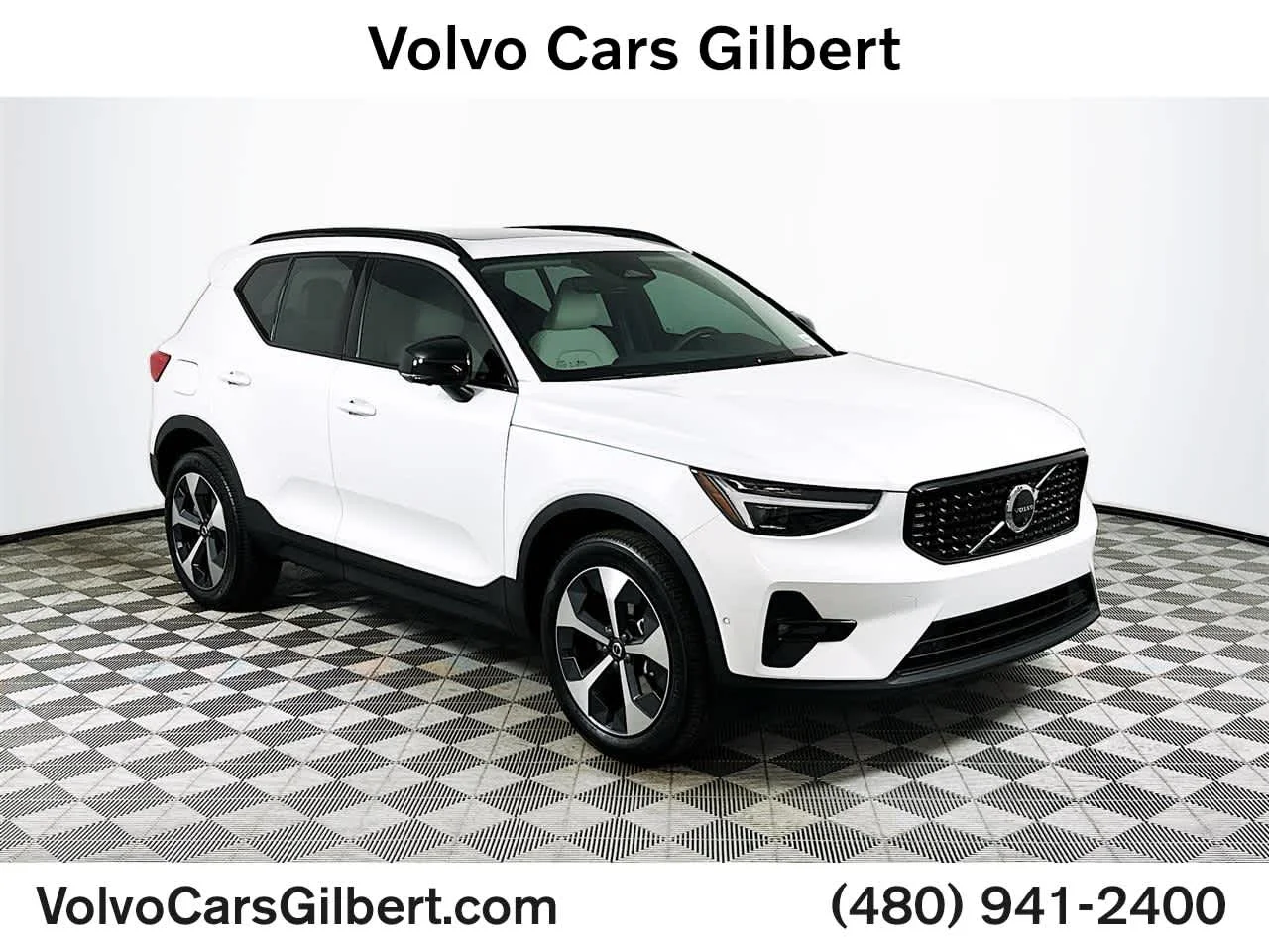 2026 Volvo XC40 B5 Plus Dark AWD's photo
