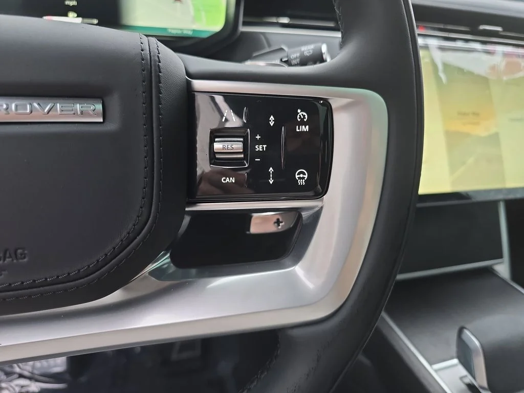 2025 Land Rover Range Rover SE - Photo 19