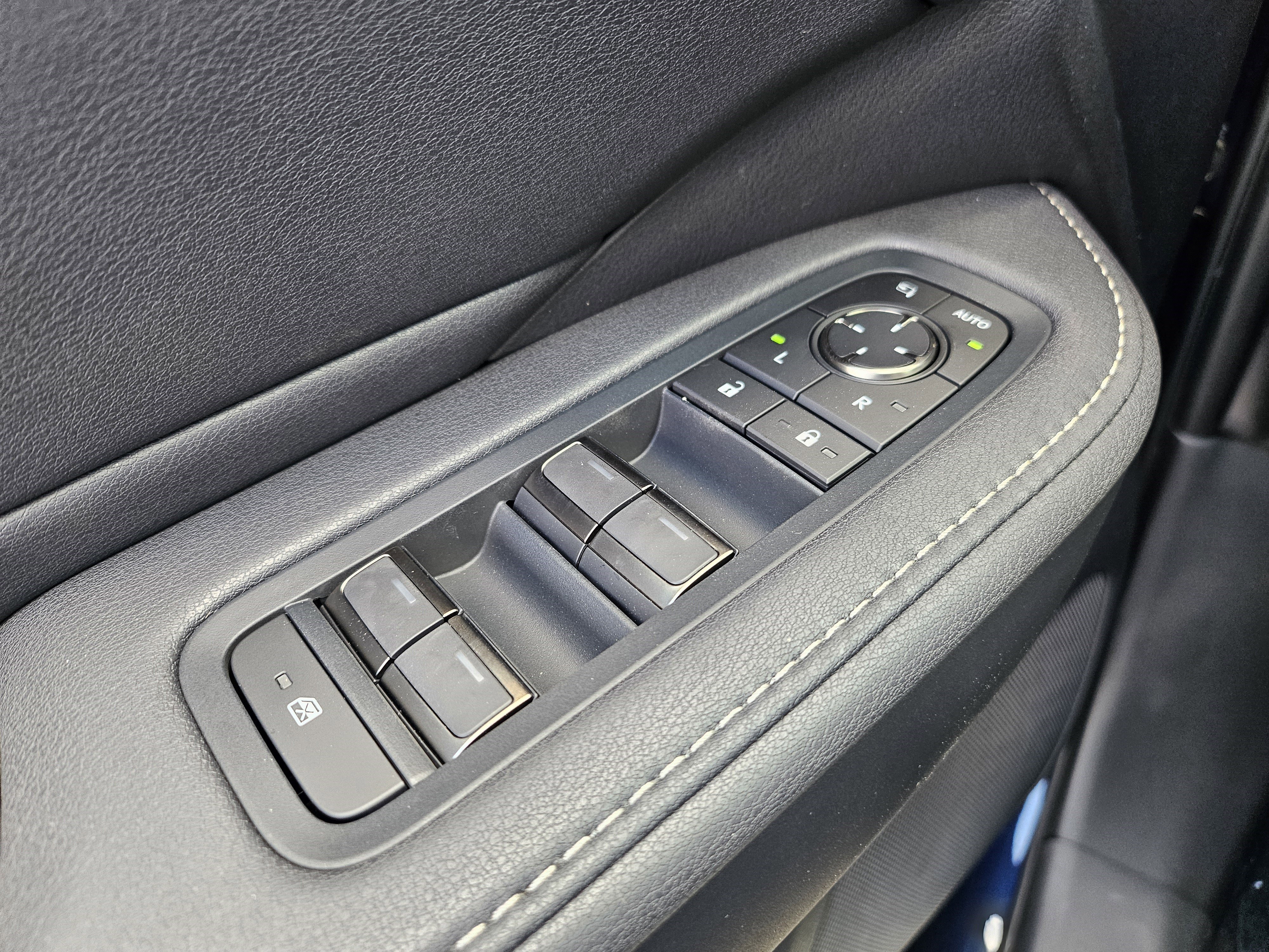 New 2026 Nightfall Mica Lexus PREMIUM AWD image 15
