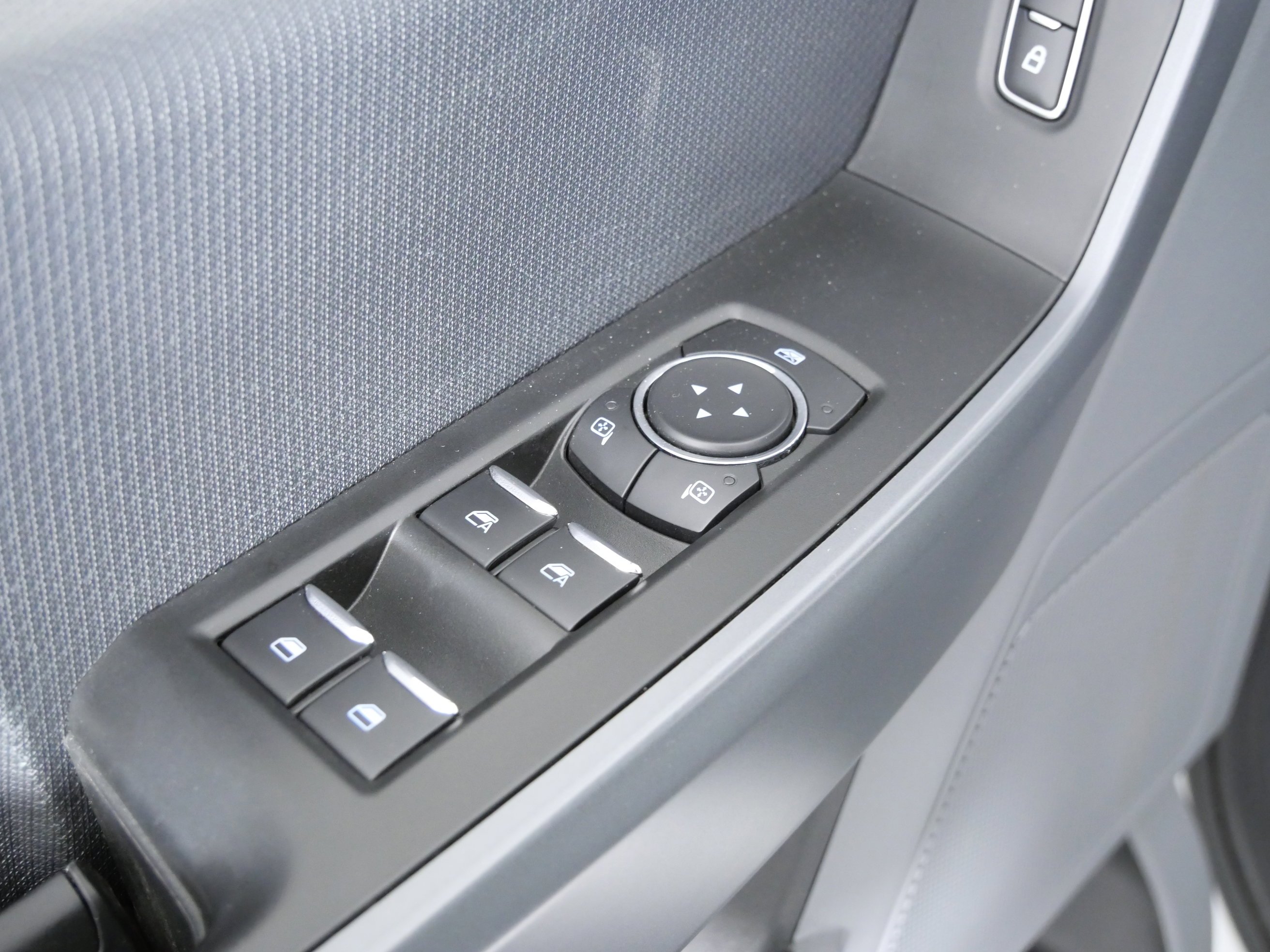 Used 2022 Oxford White Ford XLT image 23