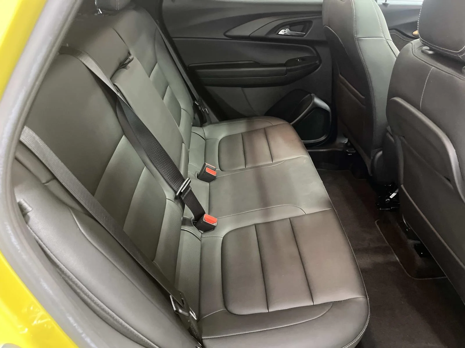 Used 2023 NITRO YELLOW METALLIC Chevrolet ACTIV image 28
