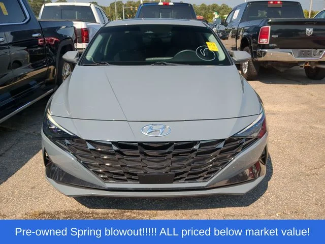 Used 2023 Gray Hyundai Limited image 5