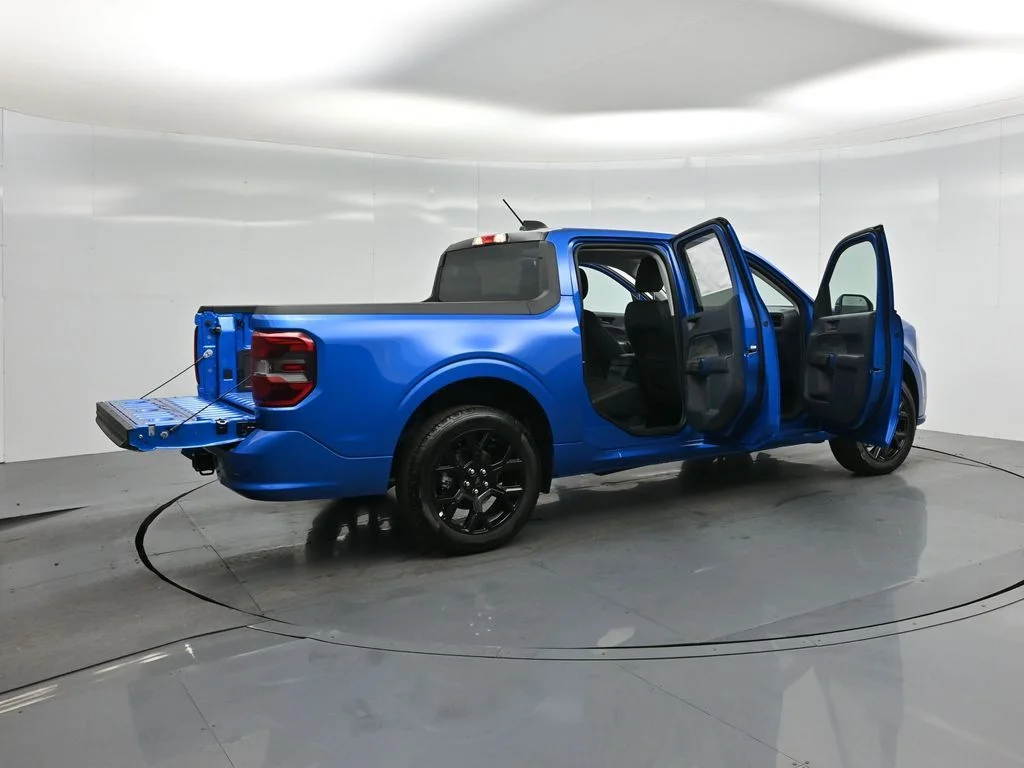 New 2025 Velocity Blue Ford Lobo Standard image 5
