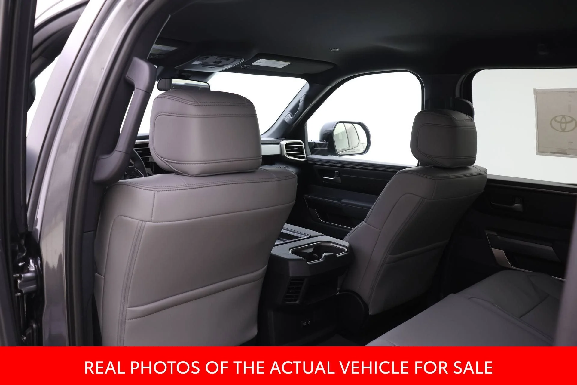 2026 Toyota Tundra SR5 - Photo 11