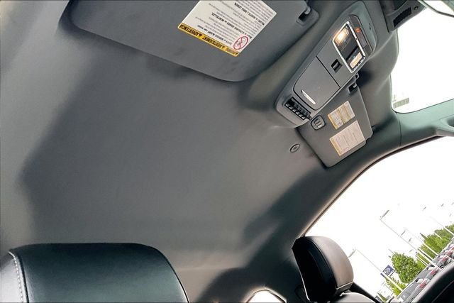 Used 2023 Blue Ford Lariat image 23