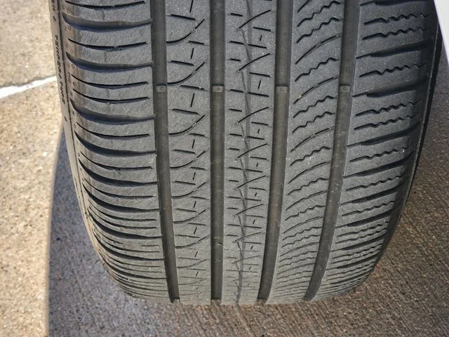 Certified Used 2025 White Land Rover S image 11