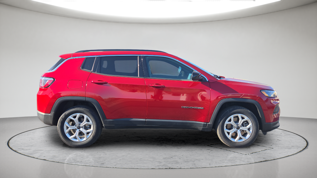 Used 2025 Red Jeep Latitude image 18