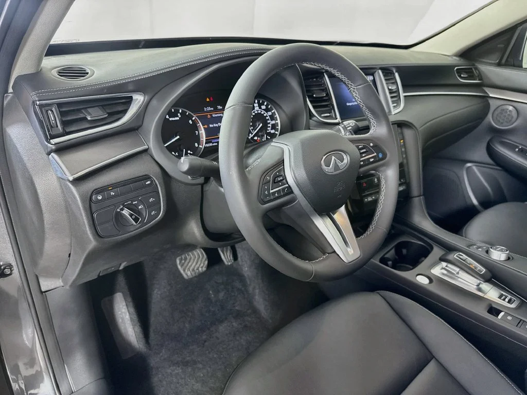 Certified Used 2023 Gray INFINITI PURE image 12