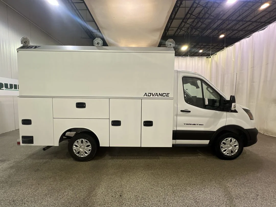 New 2026 Oxford White Ford Cutaway image 5