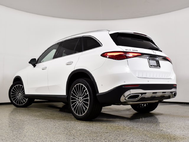New 2027 Polar White Mercedes-Benz GLC 300 image 13