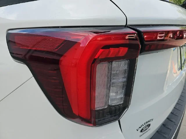 Used 2025 White Ford ST image 32