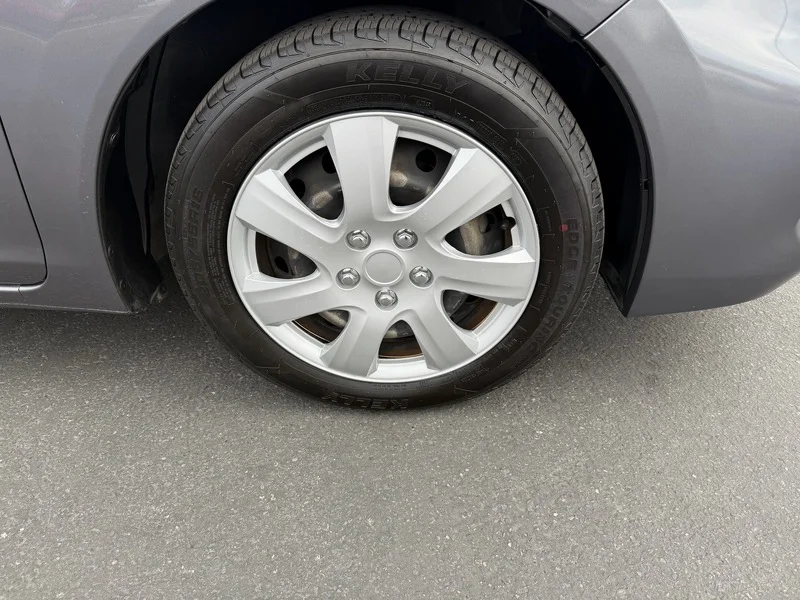 Used 2014 Gray Honda LX image 26