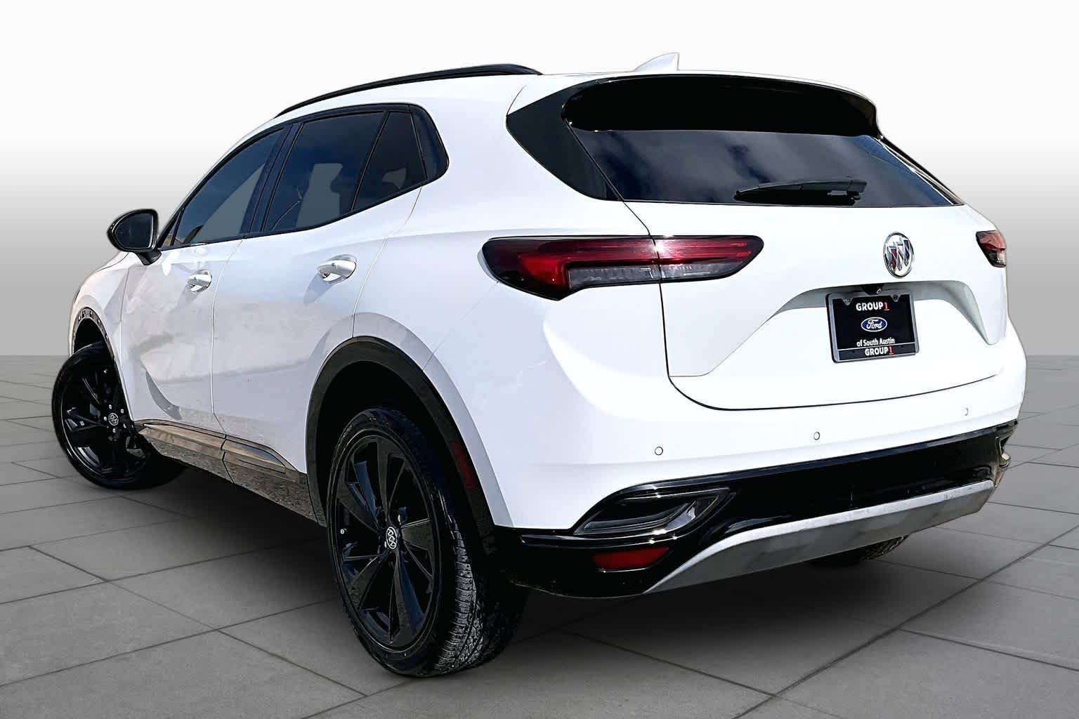 Pre-Owned 2022 Buick Envision Essence