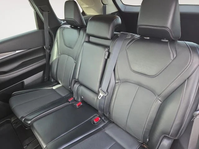 Used 2024  INFINITI LUXE image 13