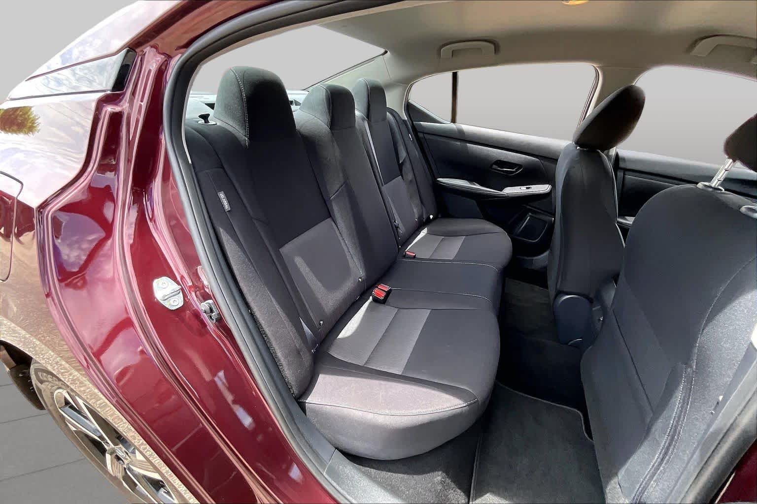 Used 2025 Rosewood Metallic Nissan SV image 18
