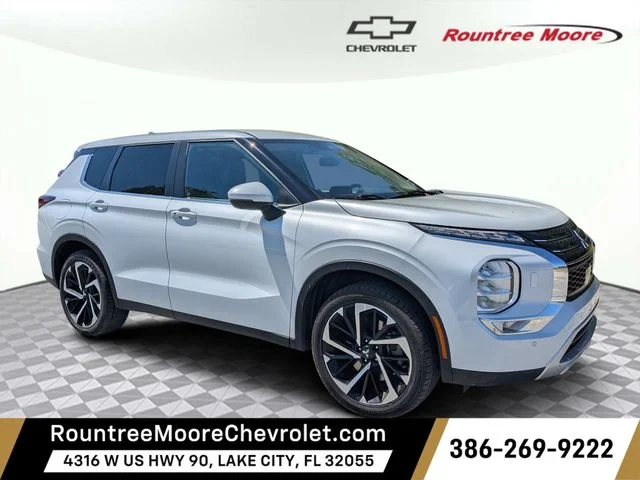 2024 Mitsubishi Outlander SE S-AWC's photo