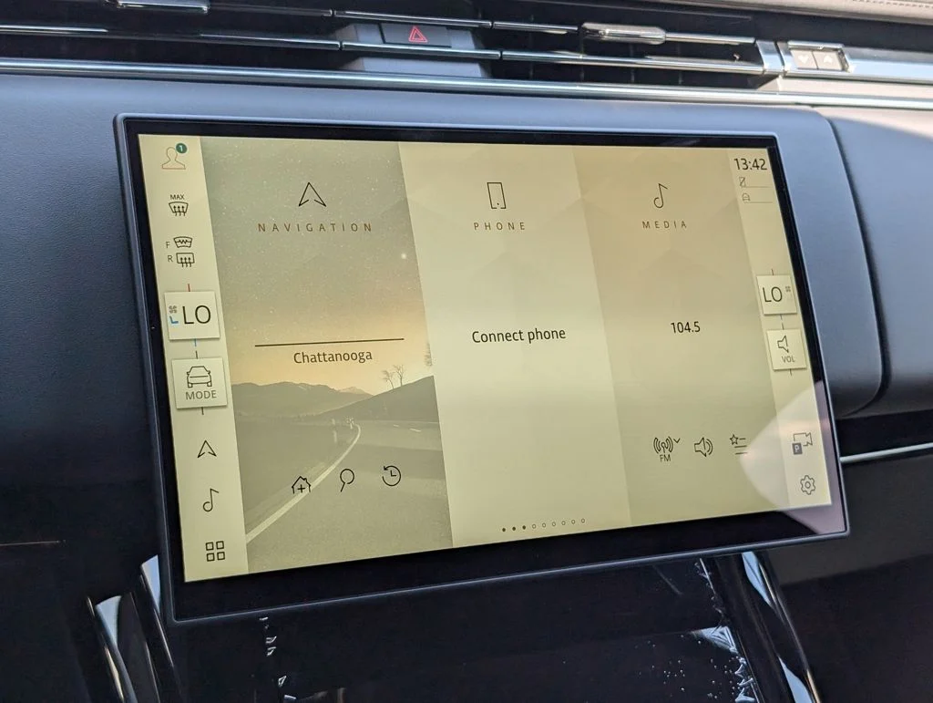 New 2026 Santorini Black Land Rover SE image 28