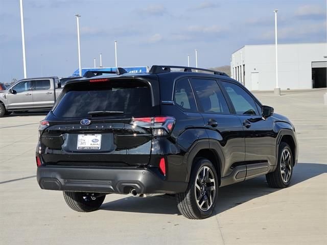 New 2026 CRYSTAL BLACK SILICA Subaru Limited image 4