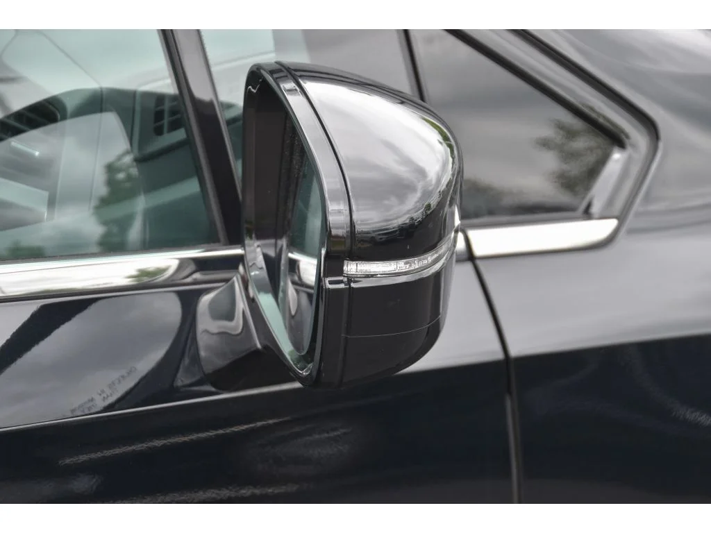Used 2025 Blk Honda Sport-L image 31