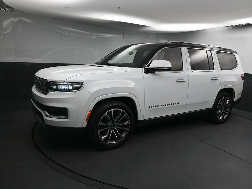 2022 Jeep Grand Wagoneer Series III