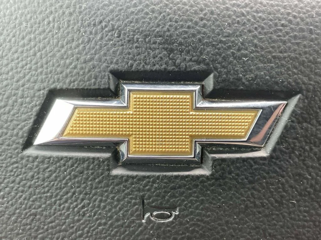 Certified Used 2022 Silver Chevrolet Custom image 28