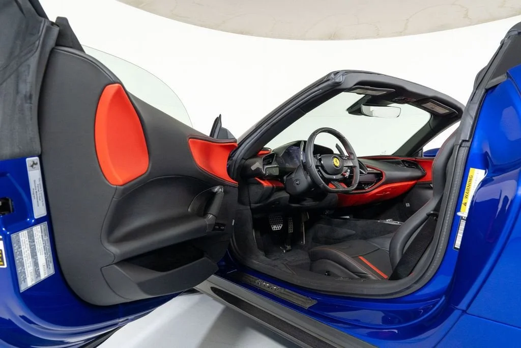 Used 2022 Extra Sample Ferrari Base image 31
