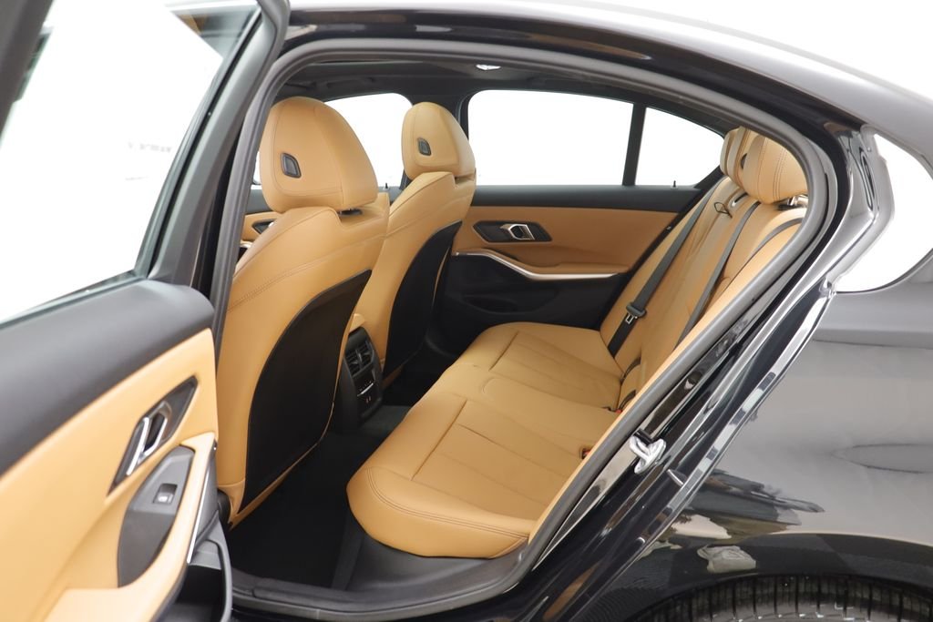 New 2026 Black Sapphire Metallic BMW 330i xDrive image 14