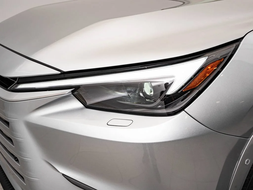 Used 2025 Celestial Silver Metallic Lexus 350 Luxury image 15