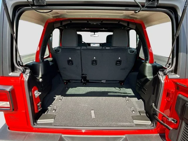 New 2026 Firecracker Red Clear-Coat Exterior Paint Jeep Sport image 6