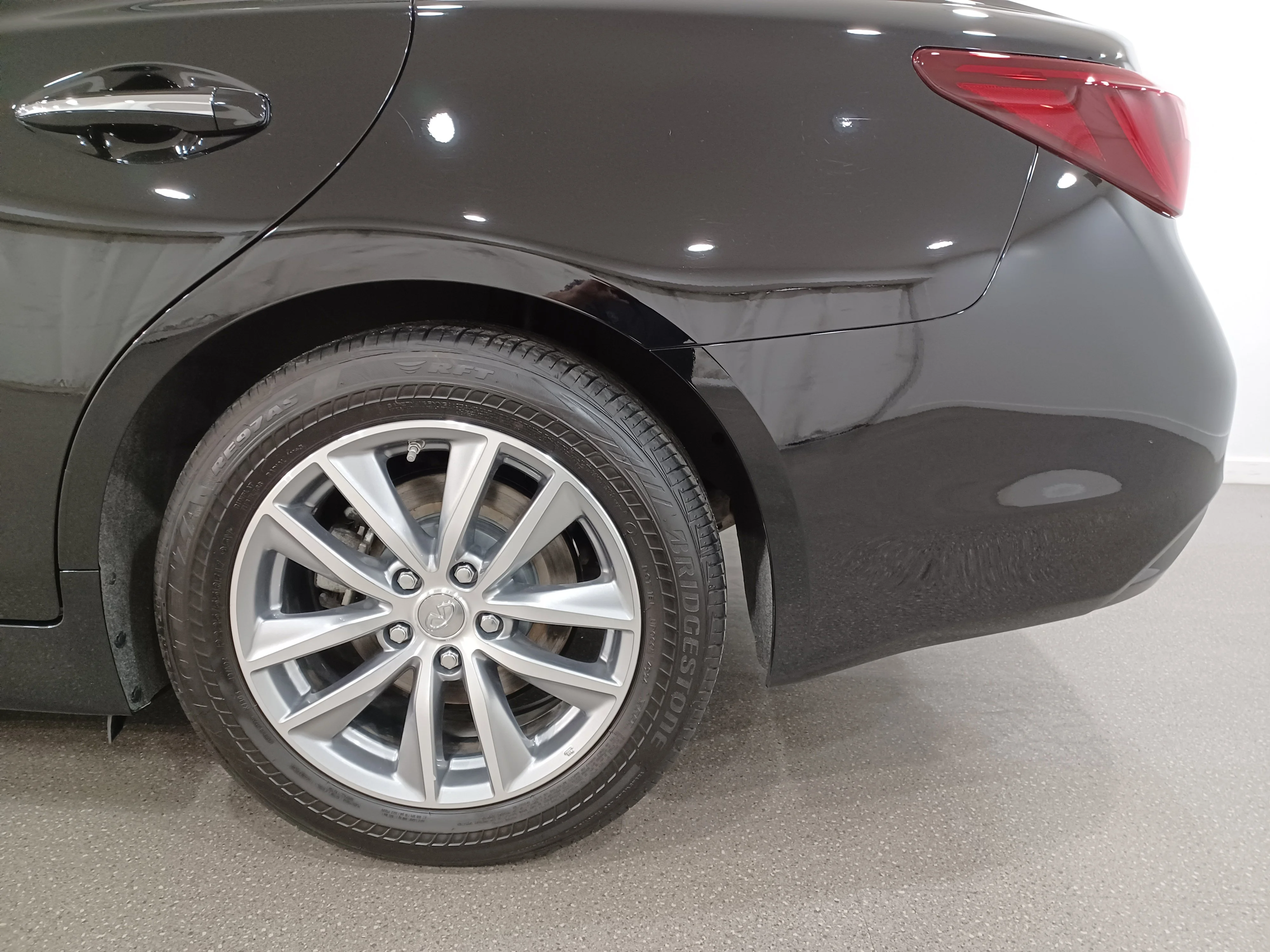 Certified Used 2022 Black Obsidian INFINITI Pure AWD*Black Obsidian | Htd Leather | Htd Wheel | Rain Sense Wipers | Park Assist | Apple CarPlay image 19