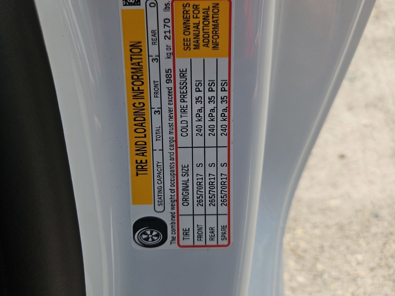 New 2026 Summit White GMC Pro image 32