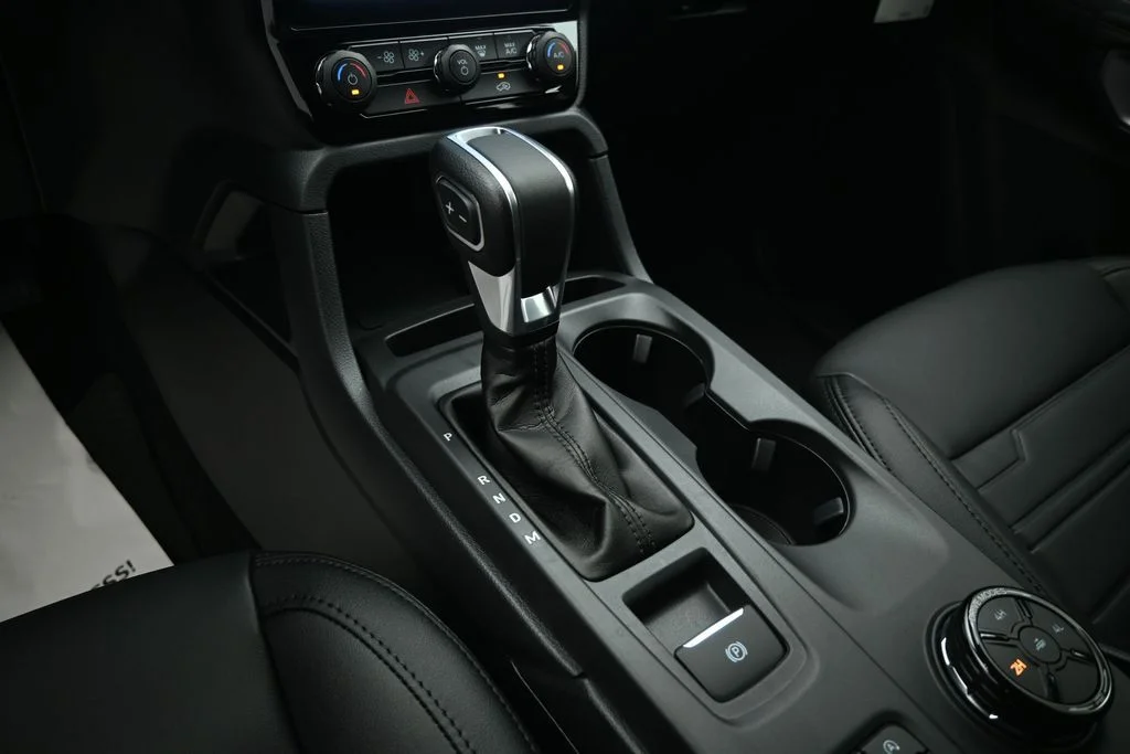 New 2026 Avalanche Ford Lariat image 14