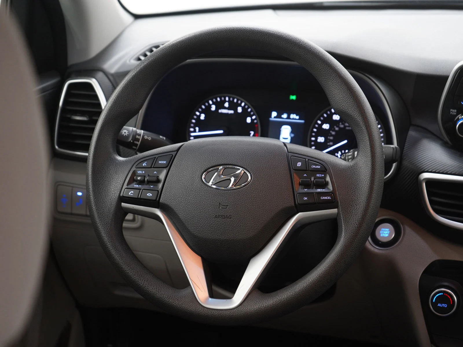 Used 2020 Black Noir Pearl Hyundai SEL image 15