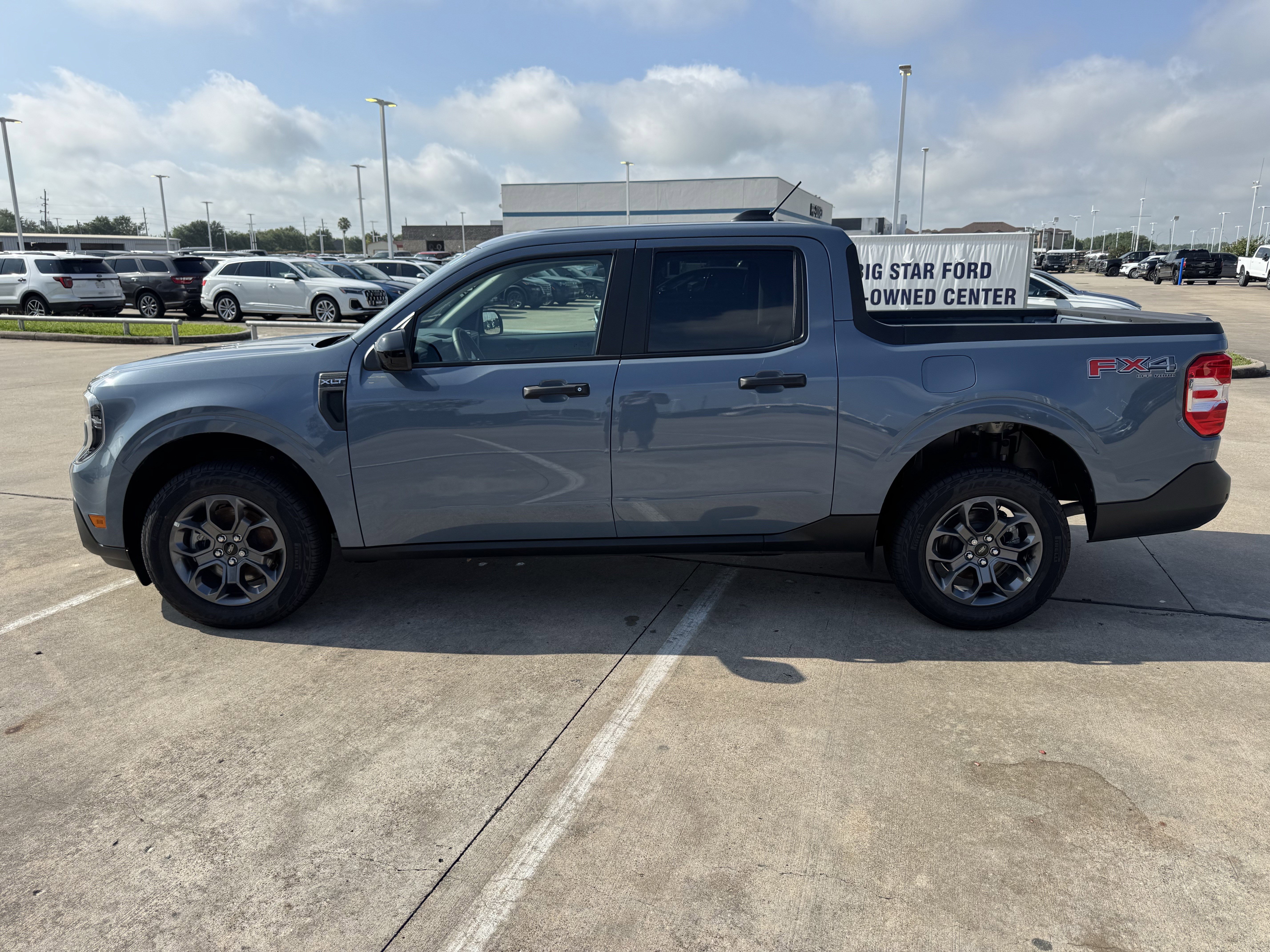 New 2026 Azure Gray Metallic Tri-Coat Ford XLT image 6