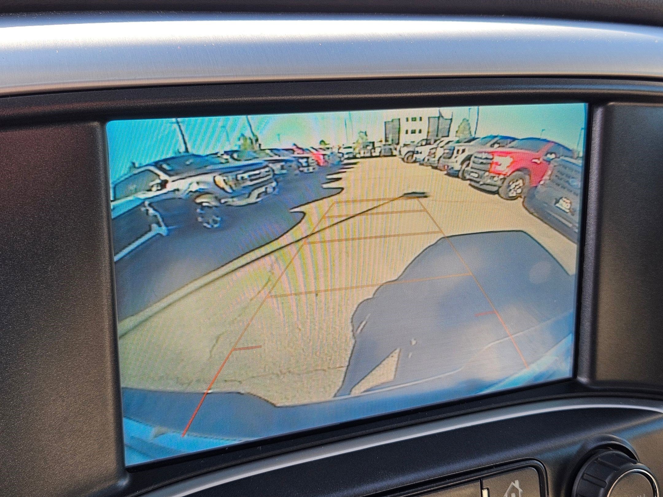 Used 2018 White Frost Tricoat GMC SLT image 24