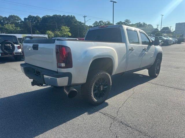 Used 2011 Silver GMC SLE image 3