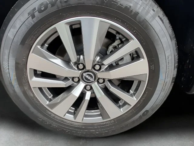 Used 2023 Black Nissan SL image 9