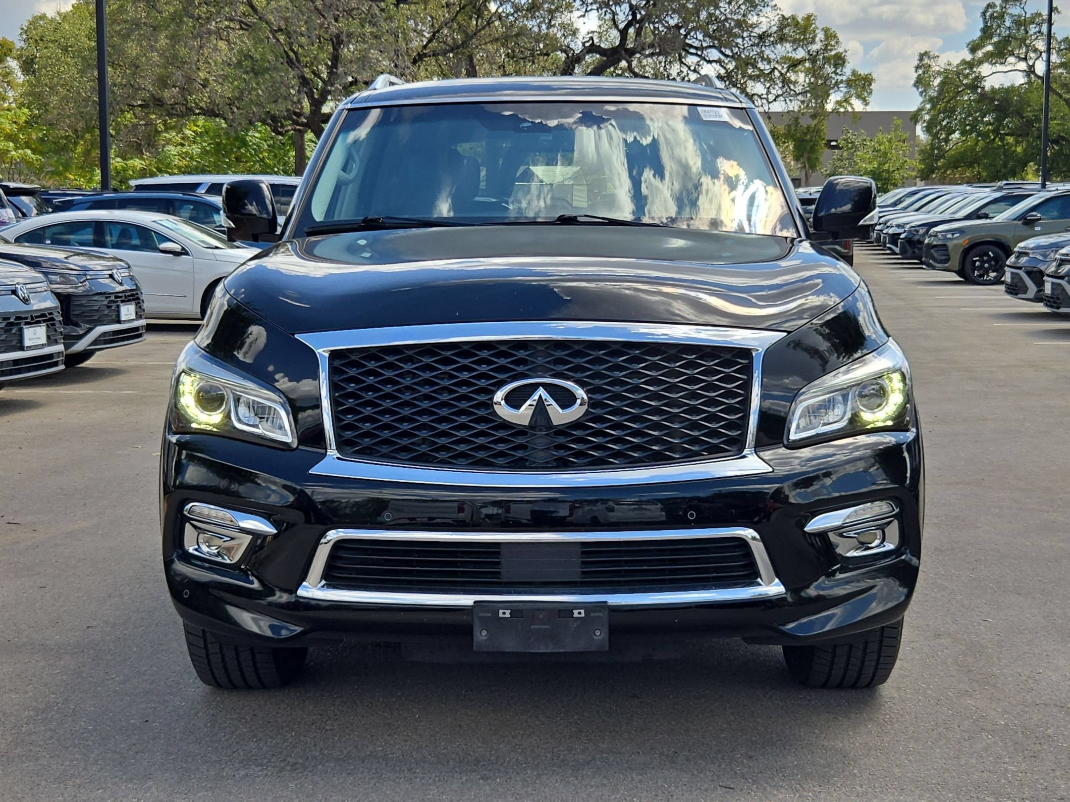 Used 2017 Black Obsidian INFINITI Base image 9