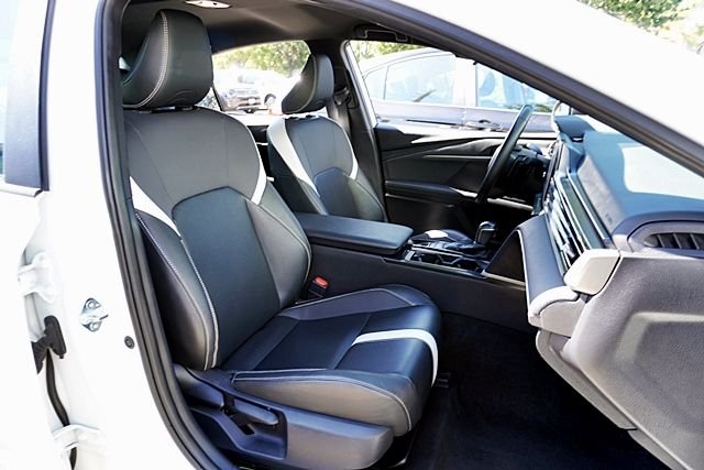 Used 2025 White Toyota SE image 12