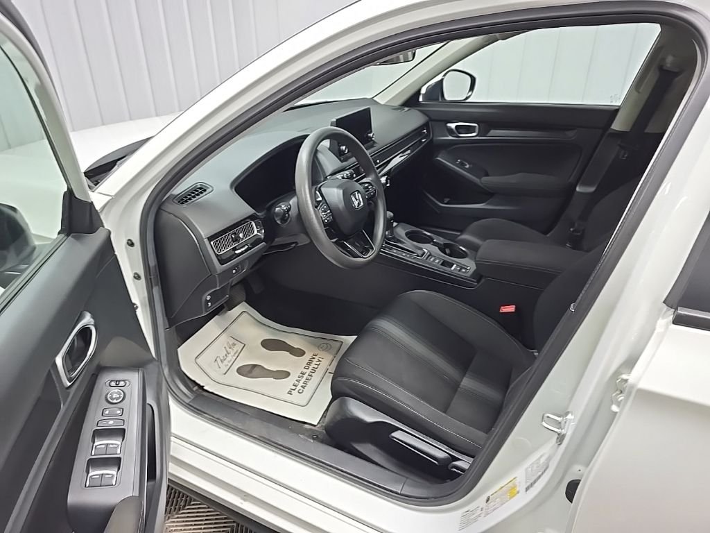 Used 2023 White Honda LX image 28