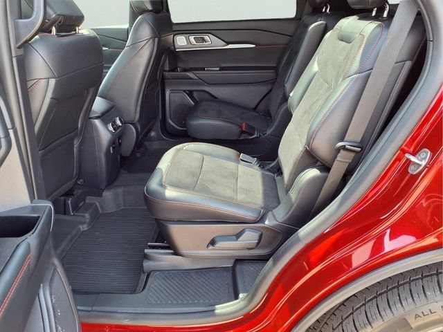 2025 Ford Explorer ST - Photo 27