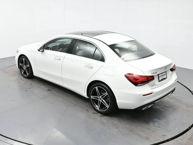 Used 2022 Polar White Mercedes-Benz A 220 image 36