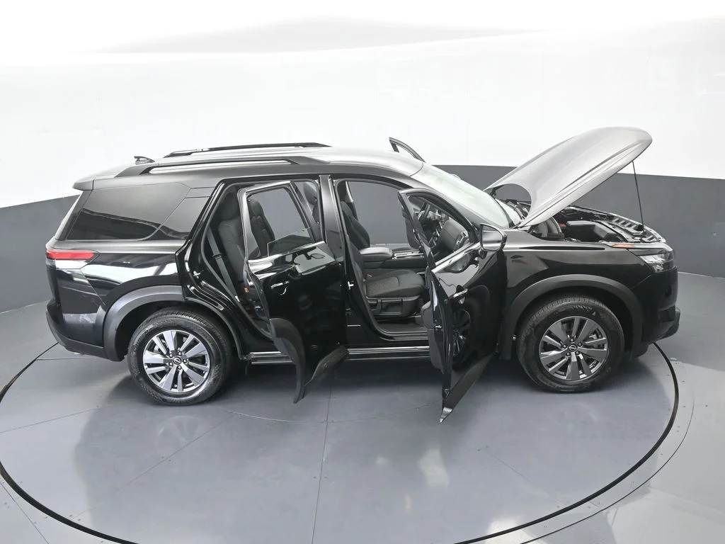 2025 Nissan Pathfinder SV - Photo 73