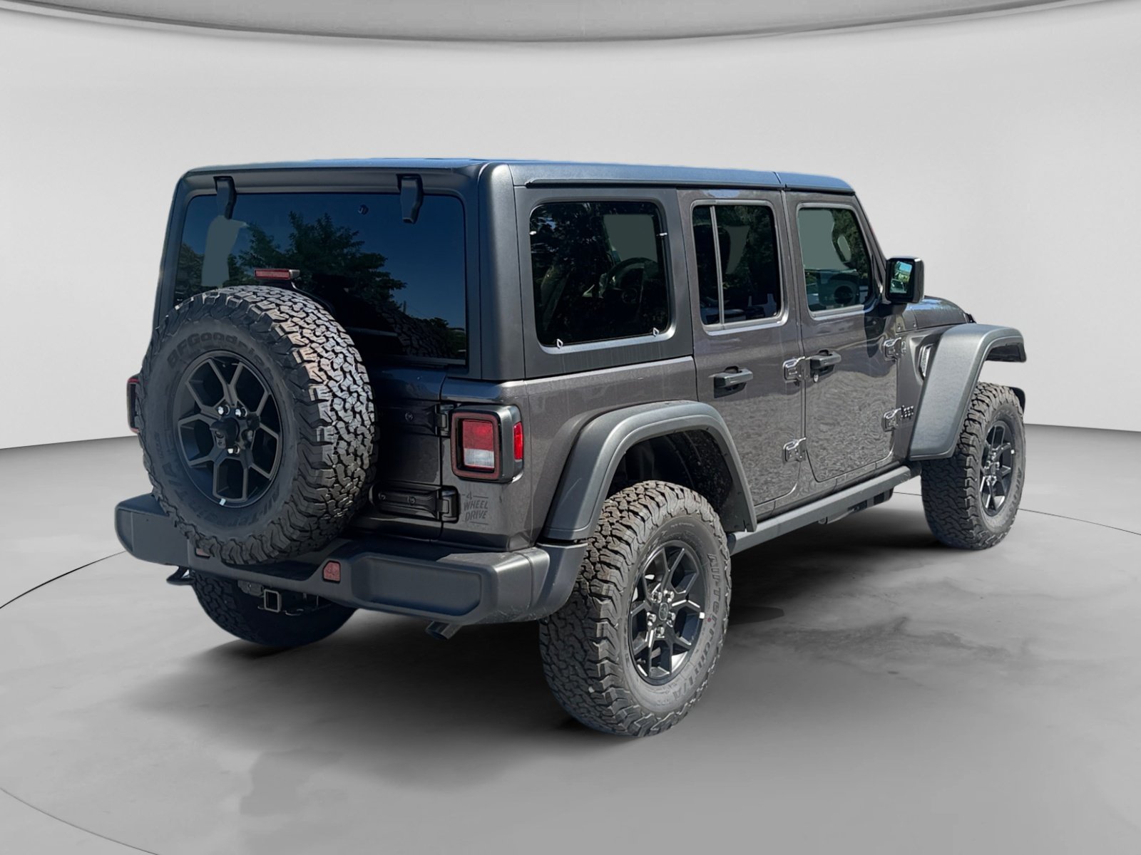 New 2026 Granite Crystal Metallic Clear-Coat Exterior Paint Jeep Willys image 5