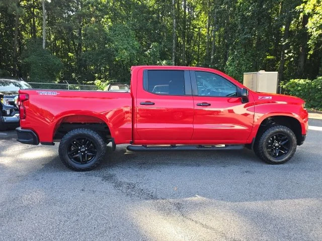 Used 2021 Red Chevrolet LT Trail Boss image 6