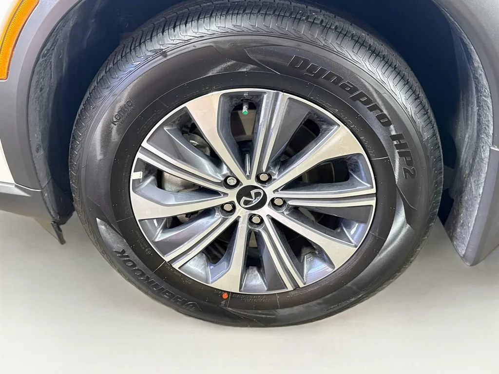 Certified Used 2027 White INFINITI PURE image 45