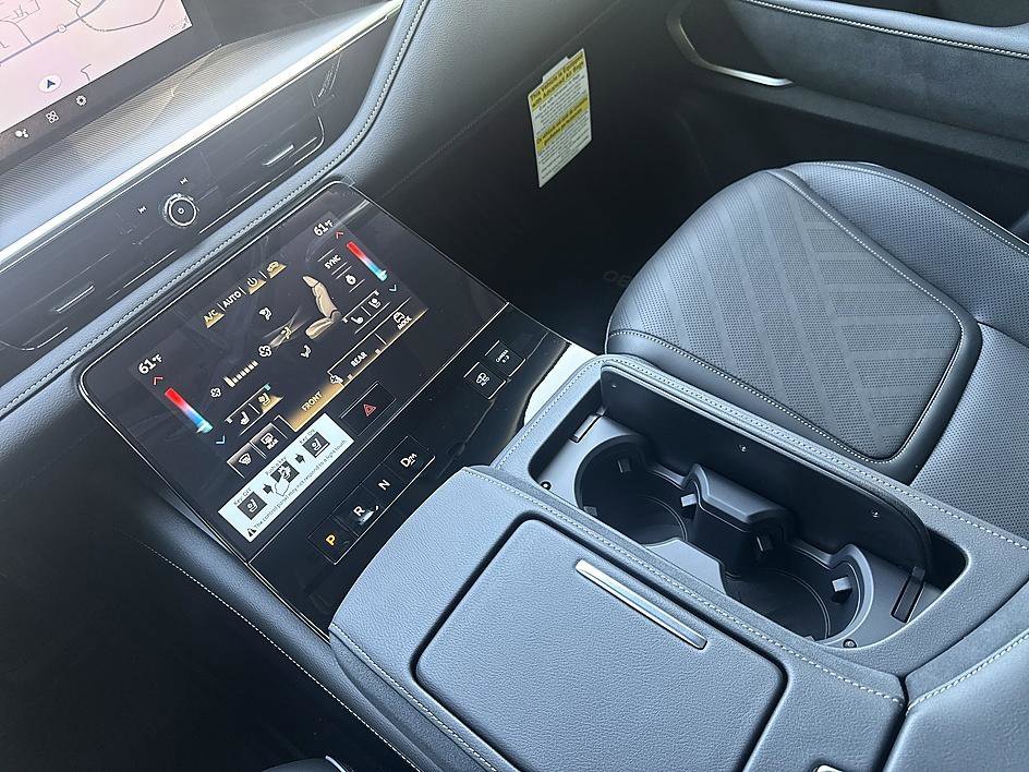 New 2026 Black Obsidian INFINITI LUXE image 18