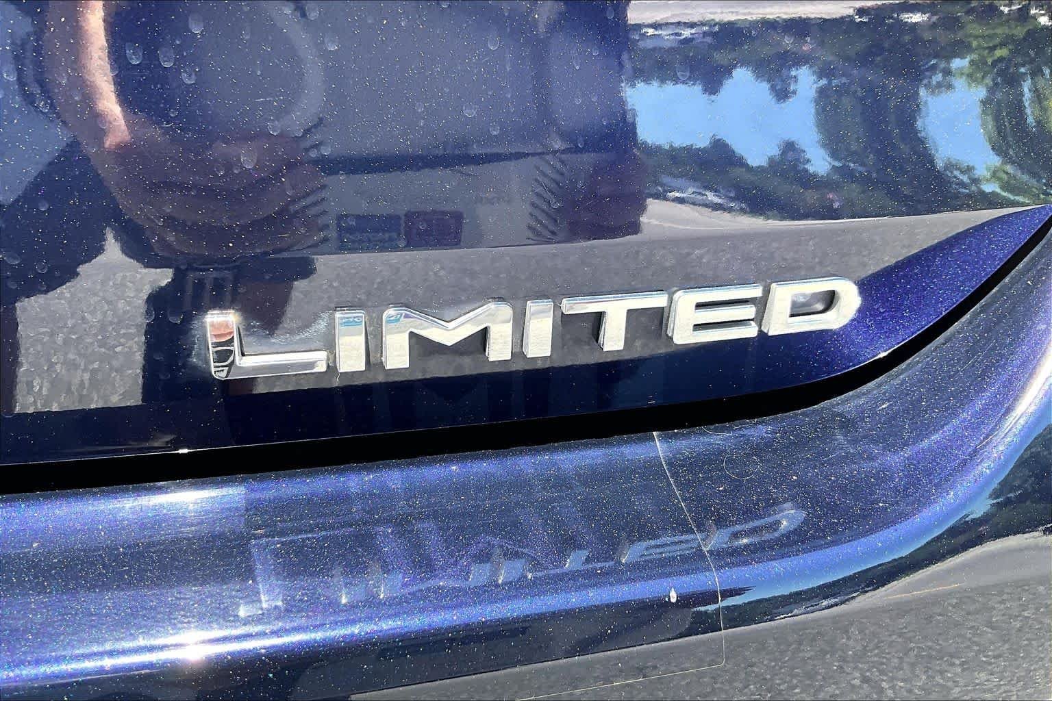 Used 2023 Blueprint Toyota Limited image 10