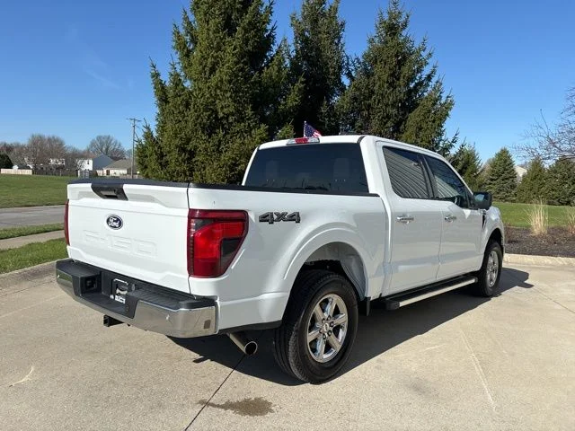 Certified Used 2024 Oxford White Clearcoat Ford XLT image 6