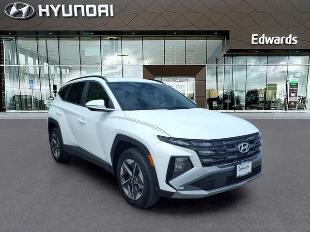 New 2026 White Hyundai SEL Premium image 3